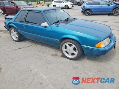Czwarte zdjęcie samochodu z boku: 1993 FORD MUSTANG LX VIN:1FACP40E1PF111665 - miniatura