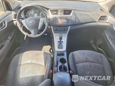 Zdjęcie 8 z 12 samochodu: 2015 NISSAN SENTRA VIN:3N1AB7AP9FY294714 - miniatura