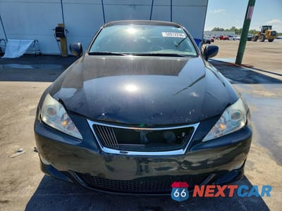 Piąte zdjęcie samochodu w środku: 2006 LEXUS IS 350 VIN:JTHBE262365008909 - miniatura