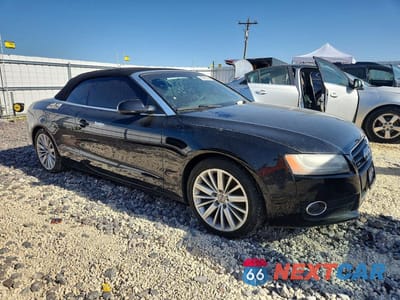 Czwarte zdjęcie samochodu z boku: 2012 AUDI A5 PREMIUM PLUS VIN:WAULFAFH5CN001700 - miniatura