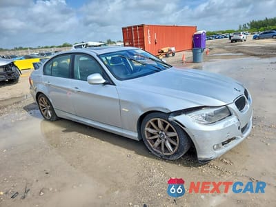 Czwarte zdjęcie samochodu z boku: 2011 BMW 328 I VIN:WBAPH7G52BNM55548 - miniatura