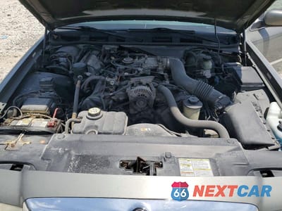 Zdjęcie 11 z 12 samochodu: 2002 MERCURY GRAND MARQUIS LS VIN:2MEFM75W32X654854 - miniatura