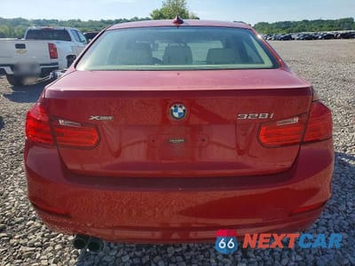 Zdjęcie 6 z 12 samochodu: 2015 BMW 328 XI VIN:WBA3B3C59FJ983776 - miniatura