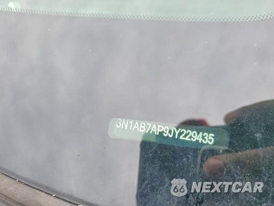 Zdjęcie 12 z 12 samochodu: 2018 NISSAN SENTRA S VIN:3N1AB7AP9JY229435 - miniatura