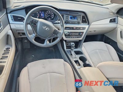 Zdjęcie 8 z 12 samochodu: 2015 HYUNDAI SONATA SE VIN:5NPE24AF7FH149060 - miniatura