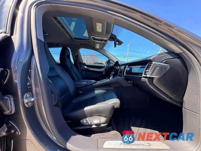 Piąte zdjęcie samochodu w środku: 2015 PORSCHE PANAMERA S VIN:WP0AB2A78FL050044 - miniatura