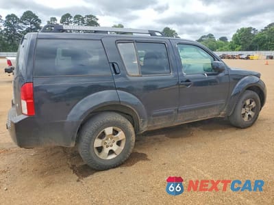 Trzecie zdjęcie samochodu z tyłu: 2005 NISSAN PATHFINDER XE VIN:5N1AR18UX5C736081 - miniatura