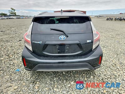 Zdjęcie 6 z 13 samochodu: 2018 TOYOTA PRIUS C TWO VIN:JTDKDTB3XJ1601496 - miniatura