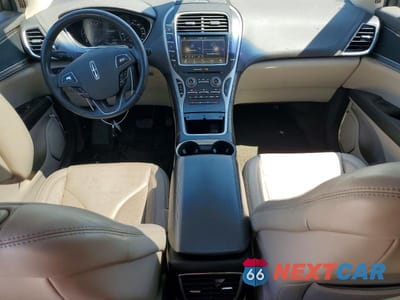 Zdjęcie 8 z 13 samochodu: 2017 LINCOLN MKX SELECT VIN:2LMPJ8KR3HBL16573 - miniatura