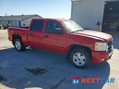 Czwarte zdjęcie samochodu z boku: 2007 CHEVROLET SILVERADO K1500 CREW CAB VIN:2GCEK13M171522848 - miniatura