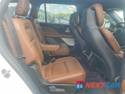 Zdjęcie 11 z 13 samochodu: 2020 LINCOLN AVIATOR RESERVE VIN:5LM5J7XC1LGL22856 - miniatura