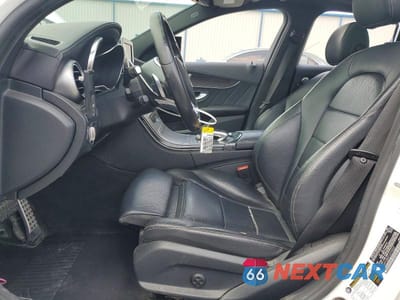 Zdjęcie 7 z 12 samochodu: 2015 MERCEDES-BENZ C 300 VIN:55SWF4JB5FU074507 - miniatura