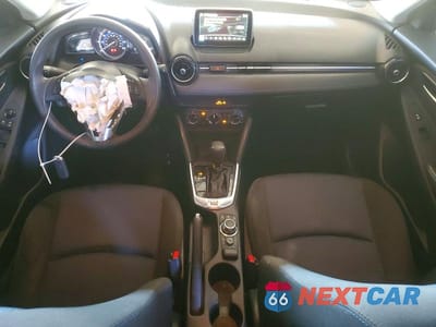 Zdjęcie 8 z 12 samochodu: 2018 TOYOTA YARIS IA BASE VIN:3MYDLBYV3JY309779 - miniatura