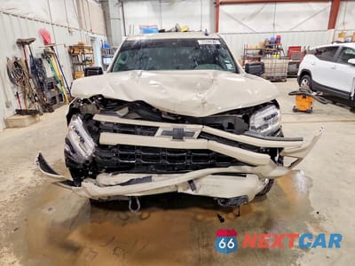 Piąte zdjęcie samochodu w środku: 2026 CHEVROLET SILVERADO K1500 RST VIN:3GCUKEED6TG242411 - miniatura