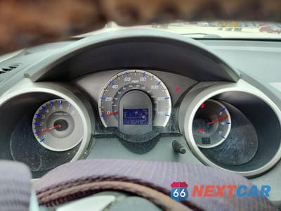 Zdjęcie 9 z 12 samochodu: 2011 HONDA FIT SPORT VIN:JHMGE8H52BC002993 - miniatura