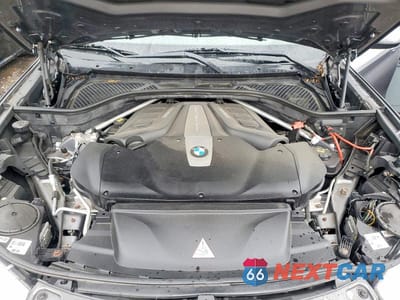 Zdjęcie 12 z 13 samochodu: 2015 BMW X5 XDRIVE50I VIN:5UXKR6C50F0J79205 - miniatura