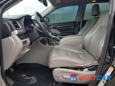 Zdjęcie 7 z 13 samochodu: 2014 TOYOTA HIGHLANDER LIMITED VIN:5TDDKRFH2ES044003 - miniatura