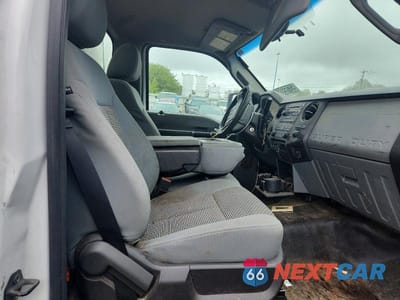 Zdjęcie 10 z 12 samochodu: 2014 FORD F250 SUPER DUTY VIN:1FTBF2A66EEA37232 - miniatura