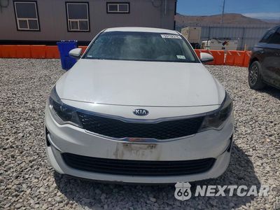 Piąte zdjęcie samochodu w środku: 2017 KIA OPTIMA LX VIN:5XXGT4L32HG165125 - miniatura