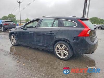 Drugie zdjęcie samochodu z przodu: 2015 VOLVO V60 PREMIER+ VIN:YV140MEC8F1210614 - miniatura