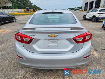 Zdjęcie 6 z 12 samochodu: 2017 CHEVROLET CRUZE LT VIN:1G1BE5SM5H7124297 - miniatura