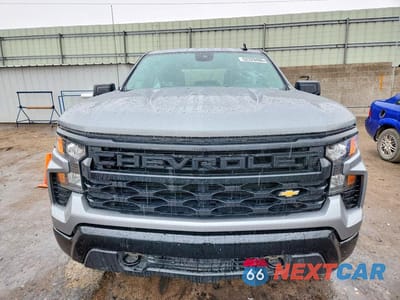 Piąte zdjęcie samochodu w środku: 2024 CHEVROLET SILVERADO K1500 VIN:1GCUDAED9RZ105796 - miniatura
