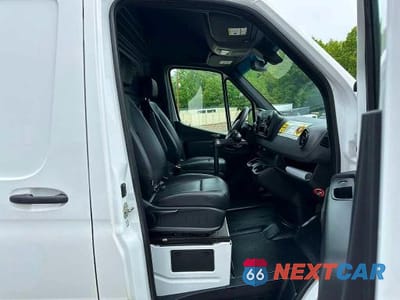 Zdjęcie 7 z 10 samochodu: 2022 MERCEDES-BENZ SPRINTER 2500 VIN:W1Y40CHY2NT083042 - miniatura