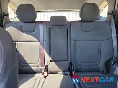 Zdjęcie 10 z 13 samochodu: 2022 HYUNDAI TUCSON SEL VIN:5NMJBCAE1NH059480 - miniatura