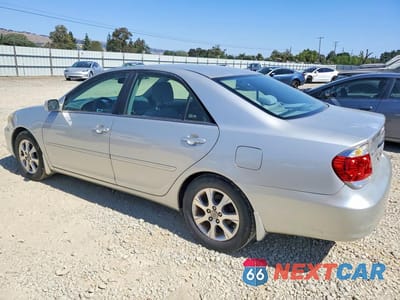 Drugie zdjęcie samochodu z przodu: 2006 TOYOTA CAMRY XLE VIN:4T1BE30K26U719714 - miniatura