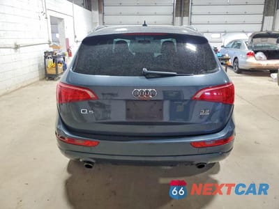 Zdjęcie 6 z 13 samochodu: 2010 AUDI Q5 PREMIUM PLUS VIN:WA1LKAFPXAA082794 - miniatura