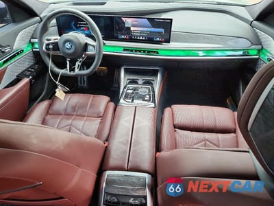 Zdjęcie 8 z 12 samochodu: 2024 BMW I7 XDRIVE60 VIN:WBY53EJ00RCS24534 - miniatura