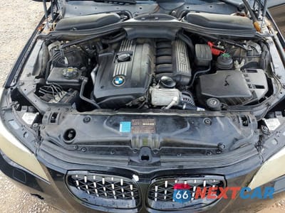 Zdjęcie 11 z 12 samochodu: 2008 BMW 528 I VIN:WBANU535X8C110611 - miniatura