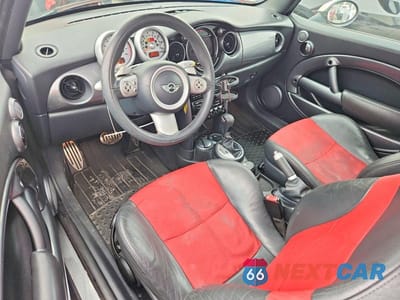 Zdjęcie 8 z 12 samochodu: 2006 MINI COOPER S VIN:WMWRE335X6TJ34987 - miniatura