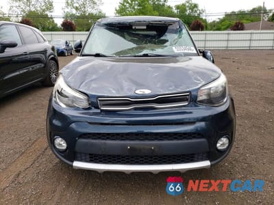 Piąte zdjęcie samochodu w środku: 2018 KIA SOUL + VIN:KNDJP3A59J7512697 - miniatura