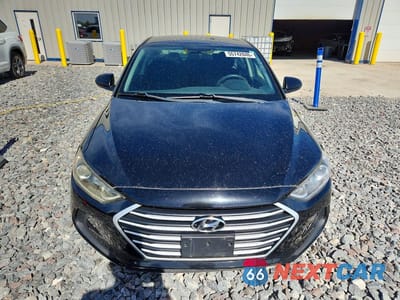 Piąte zdjęcie samochodu w środku: 2018 HYUNDAI ELANTRA SE VIN:5NPD74LF5JH316096 - miniatura