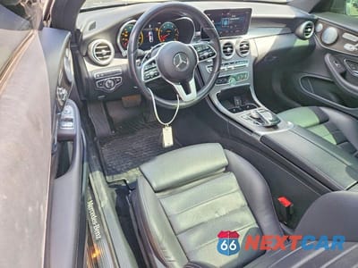 Zdjęcie 8 z 12 samochodu: 2019 MERCEDES-BENZ C 300 4MATIC VIN:WDDWJ8EB9KF838338 - miniatura