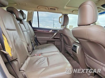 Zdjęcie 11 z 13 samochodu: 2018 LEXUS GX 460 VIN:JTJBM7FX2J5200860 - miniatura