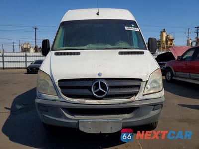 Piąte zdjęcie samochodu w środku: 2013 MERCEDES-BENZ SPRINTER 2500 VIN:WD3PE8CC6D5754642 - miniatura