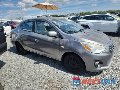 Czwarte zdjęcie samochodu z boku: 2017 MITSUBISHI MIRAGE G4 ES VIN:ML32F3FJ8HHF06574 - miniatura