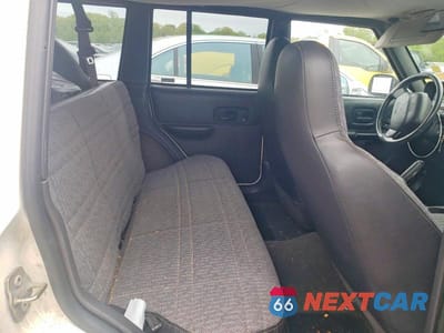 Zdjęcie 11 z 13 samochodu: 2001 JEEP CHEROKEE VIN:1J4FF48S11L570718 - miniatura