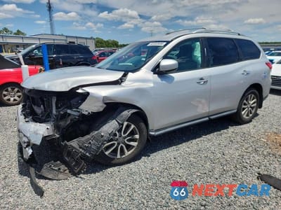2015 NISSAN PATHFINDER SV 5N1AR2MN3FC615186 - główne zdjęcie licytacji z USA - miniatura