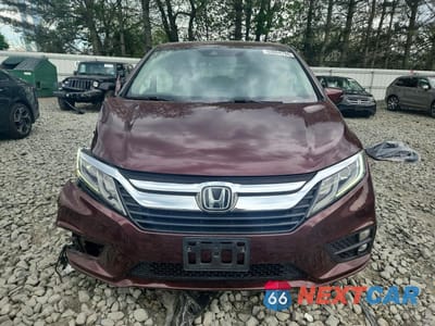 Piąte zdjęcie samochodu w środku: 2018 HONDA ODYSSEY EXL VIN:5FNRL6H72JB068743 - miniatura