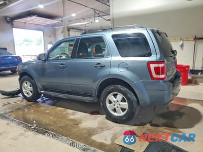 Drugie zdjęcie samochodu z przodu: 2010 FORD ESCAPE XLT VIN:1FMCU0D74AKA94006 - miniatura