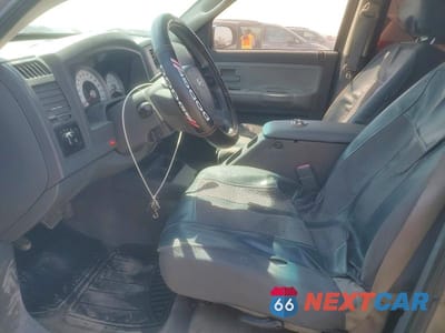 Zdjęcie 7 z 12 samochodu: 2006 DODGE DAKOTA QUAD SLT VIN:1D7HE48N26S529559 - miniatura