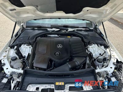 Zdjęcie 7 z 11 samochodu: 2023 MERCEDES-BENZ C 300 4MATIC VIN:W1KAF4HB1PR077150 - miniatura