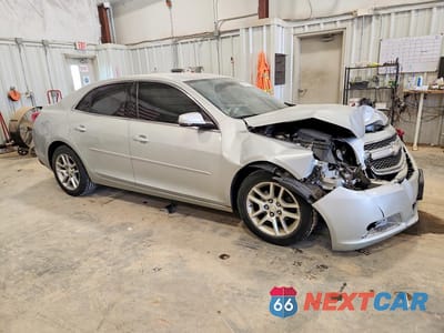 Czwarte zdjęcie samochodu z boku: 2013 CHEVROLET MALIBU 1LT VIN:1G11C5SA9DF243719 - miniatura