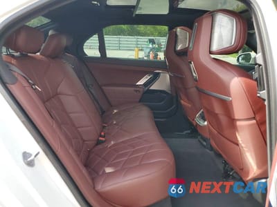 Zdjęcie 10 z 12 samochodu: 2024 BMW 740 I VIN:WBA23EH02RCS46008 - miniatura