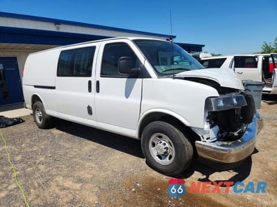 Czwarte zdjęcie samochodu z boku: 2025 CHEVROLET EXPRESS VIN:1GCZGHF78S1266806 - miniatura