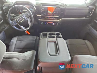 Zdjęcie 8 z 12 samochodu: 2023 GMC SIERRA K1500 SLE VIN:1GTUUBED2PZ304448 - miniatura