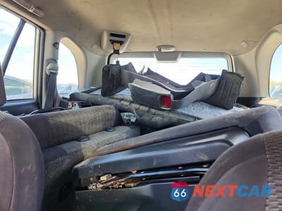 Zdjęcie 10 z 13 samochodu: 2005 TOYOTA RAV4 BASE VIN:JTEHD20V756046584 - miniatura